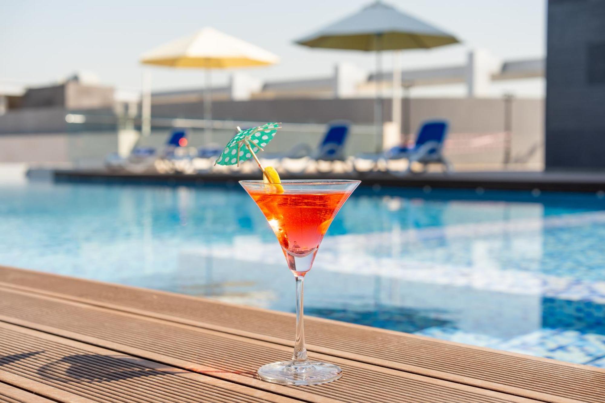 West Walk Retaj Hotel Al Rayyan Eksteriør billede