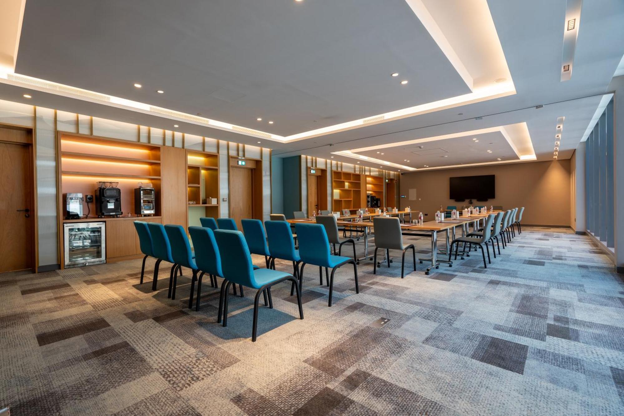 West Walk Retaj Hotel Al Rayyan Eksteriør billede