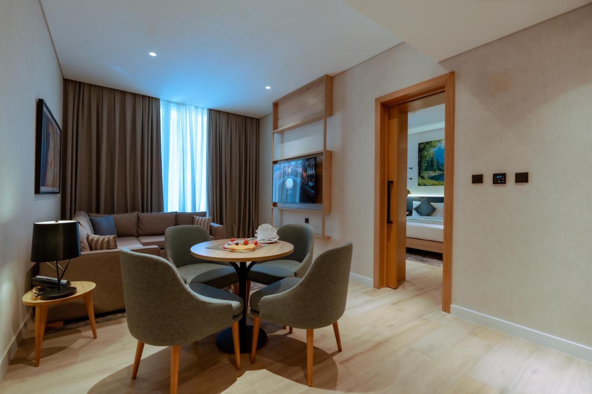 West Walk Retaj Hotel Al Rayyan Eksteriør billede